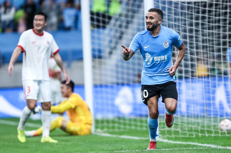 [图]拉布亚德进球马莱莱破门 英博主场降服海牛