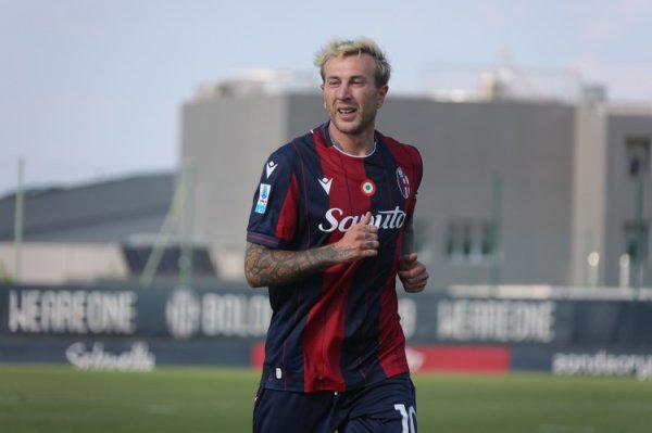 头球破门！贝纳德斯基时隔6年再次获得欧战进球